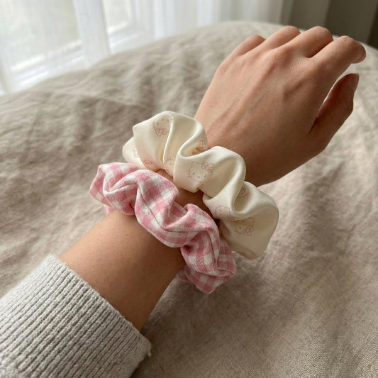 Blush Checks Scrunchie Duo – Soft Everyday Hair Ties
