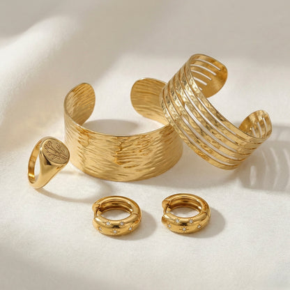 Hammered Gold Statement Kit (4-Piece Power Set)