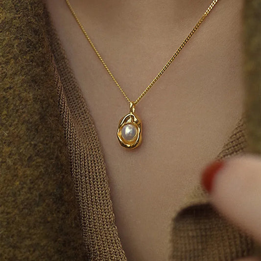 Pearl in a pocket pvd gold plated necklace