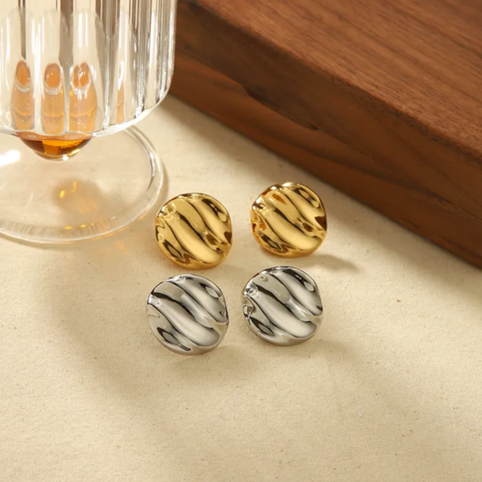 Luxe Charming round anti tarnish earrings