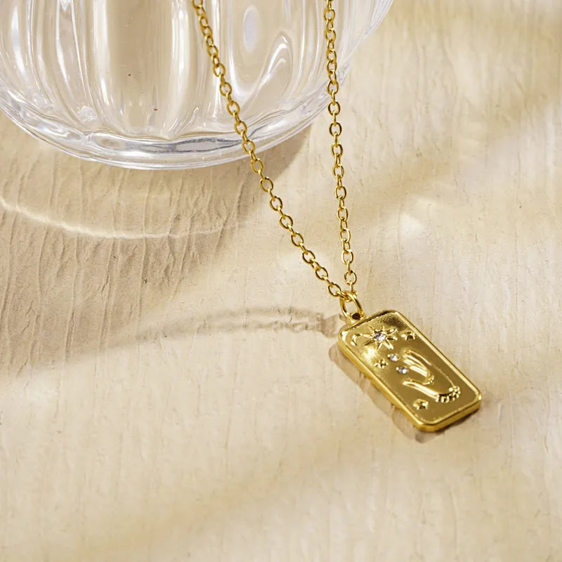 Palm Star Pendant Necklace – Anti-Tarnish PVD Stainless Steel