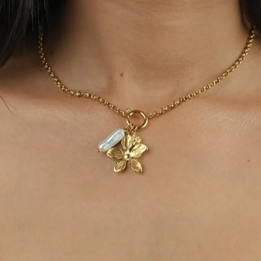 High-end multiple charms PVD gold plated necklace