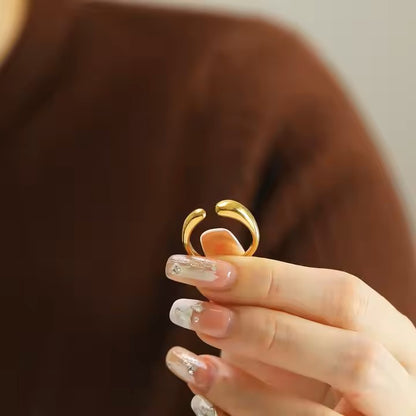 Classy Minimal round open ring