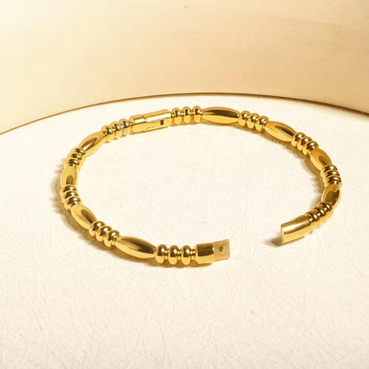 Golden royale sona bracelet
