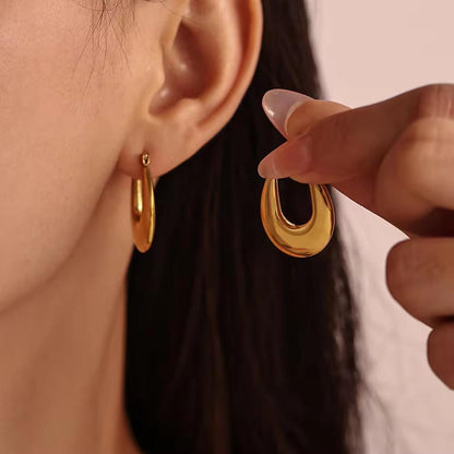 Luna Sculpted Oval Hoop Earrings – Anti-Tarnish Gold