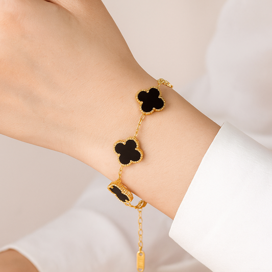 High - end black resin anti tarnish clover bracelet
