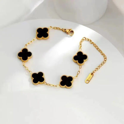 Black resin anti tarnish clover bracelet