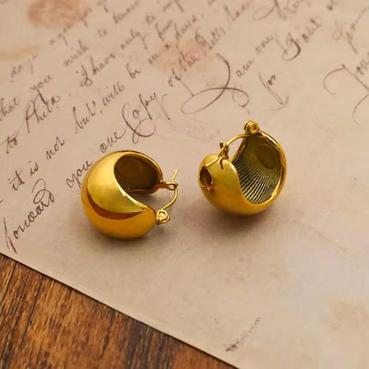Classy forever lustrous gold earrings