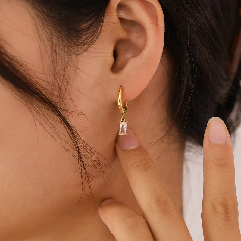 Cubic zirconia drop earings