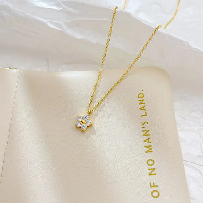 Luxe zircon flower charm necklace