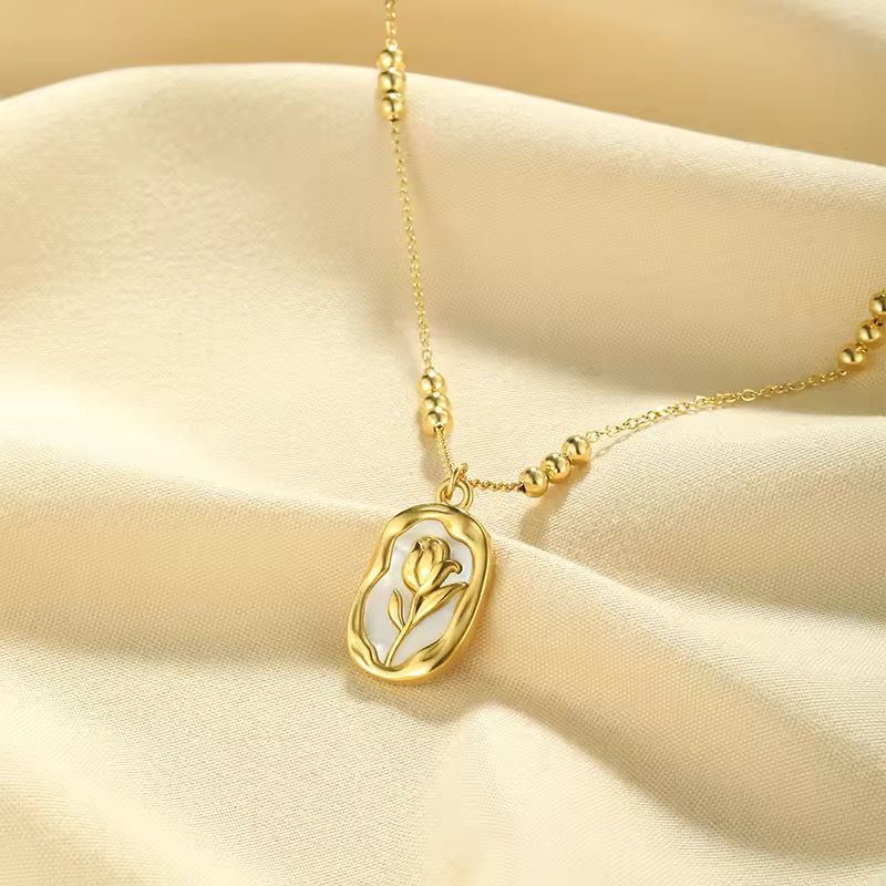 Minimal gold rose pendant with beaded chain