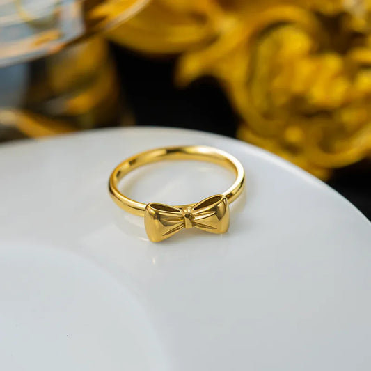 Stackable bow on a ring pvd gold plated